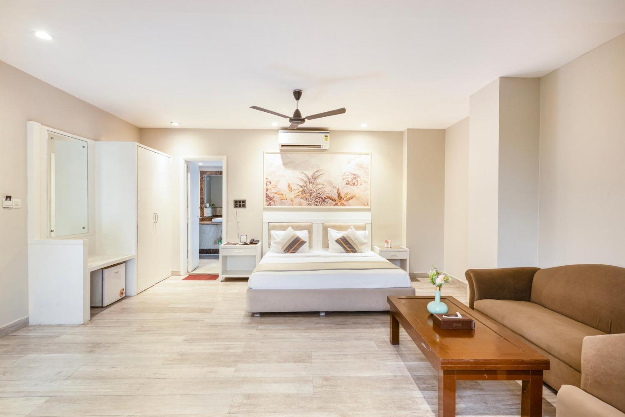 Skon Boutique By Orion Hotels Neu-Delhi Exterior foto