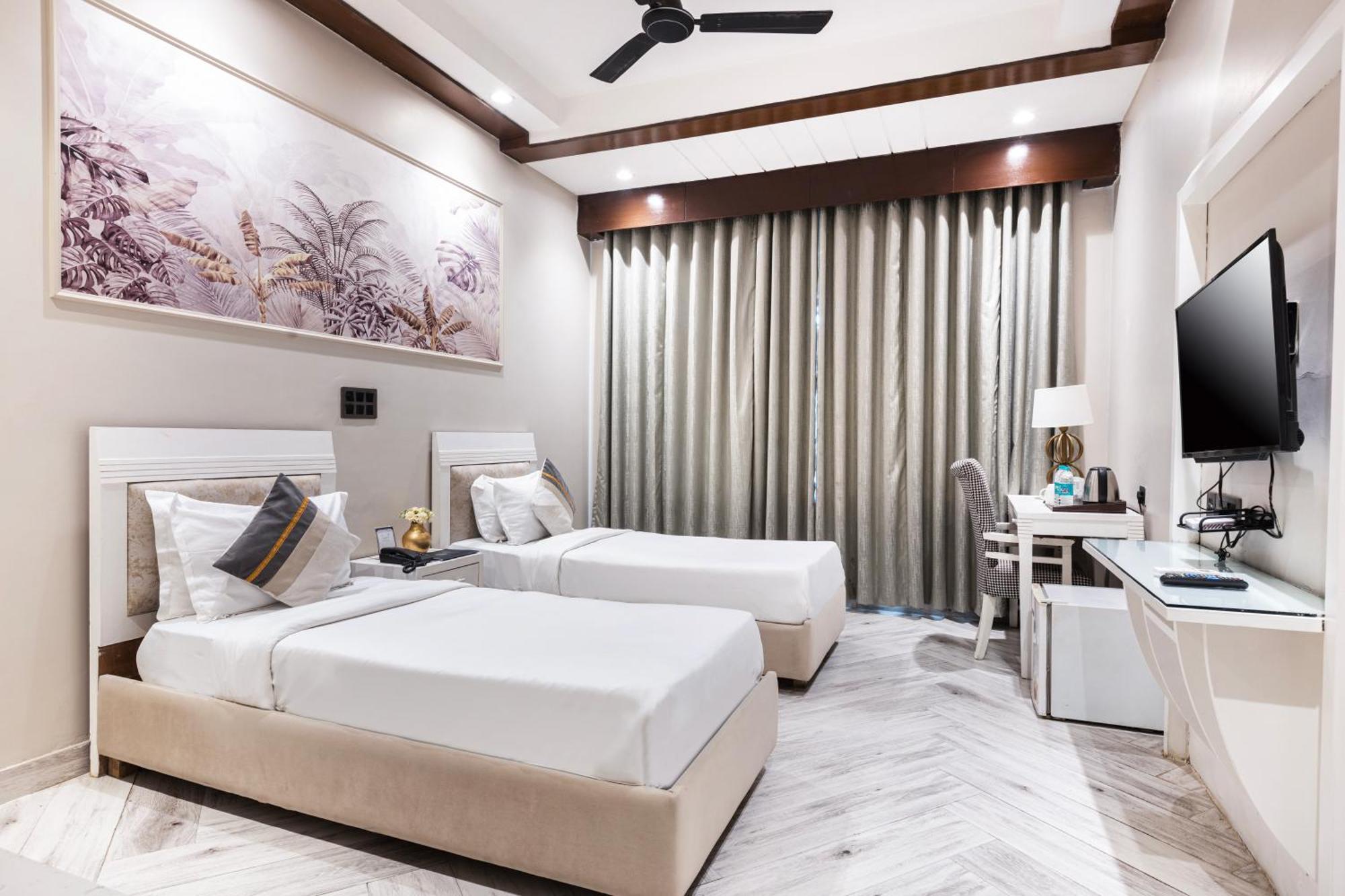 Skon Boutique By Orion Hotels Neu-Delhi Exterior foto