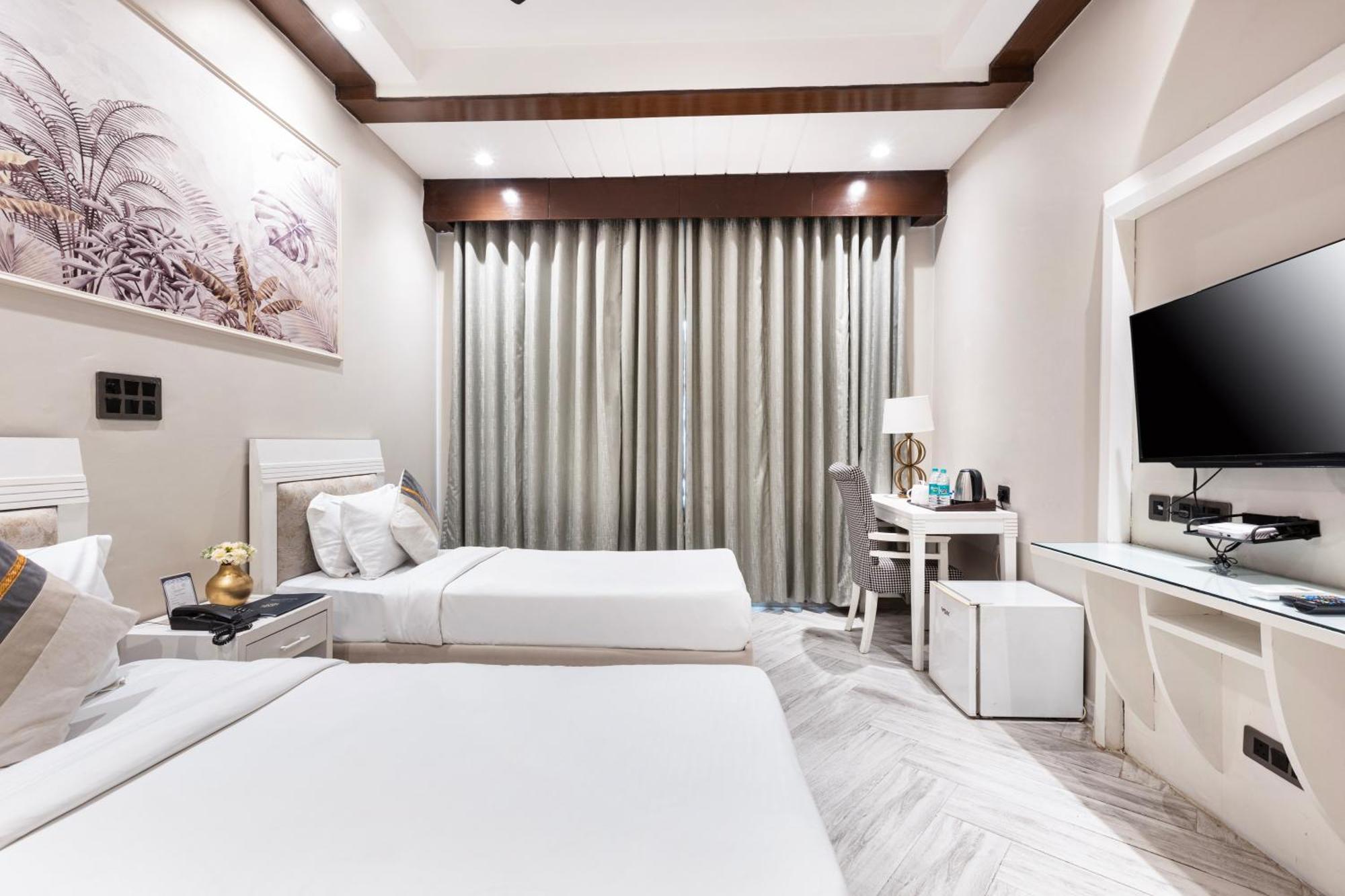 Skon Boutique By Orion Hotels Neu-Delhi Exterior foto