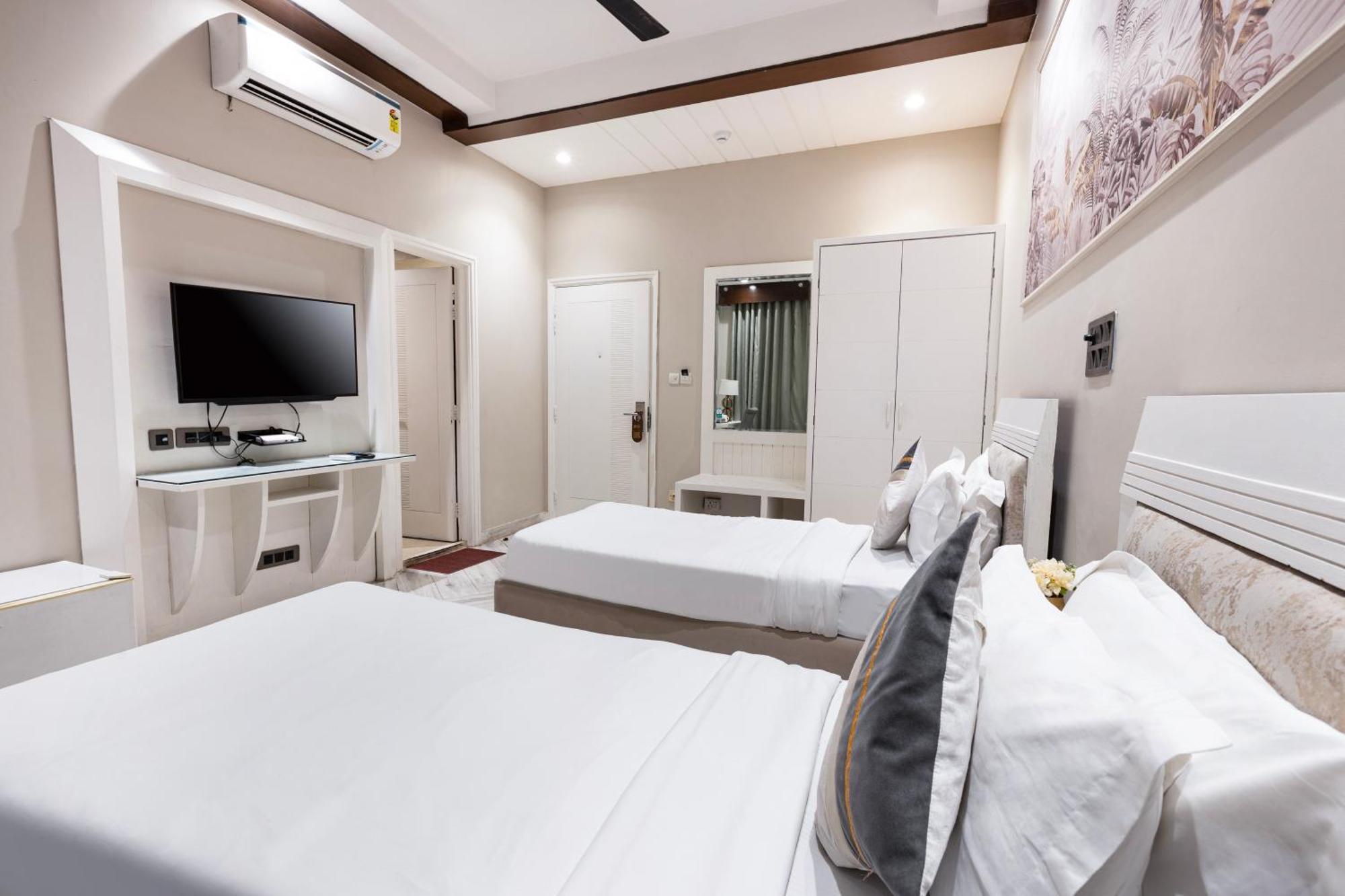 Skon Boutique By Orion Hotels Neu-Delhi Exterior foto
